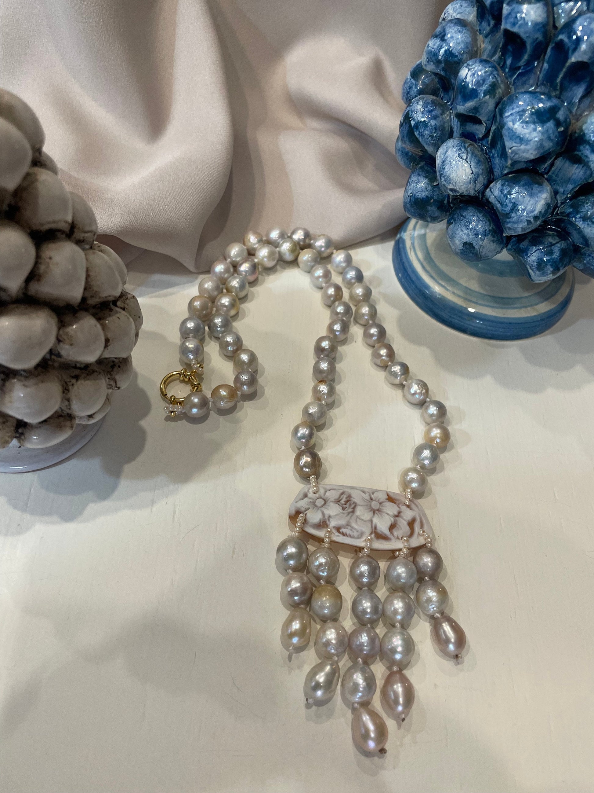 Collana di perle con Cammeo Autentico di conchiglia, perle barocche, perle naturali, regalo per la sposa.|