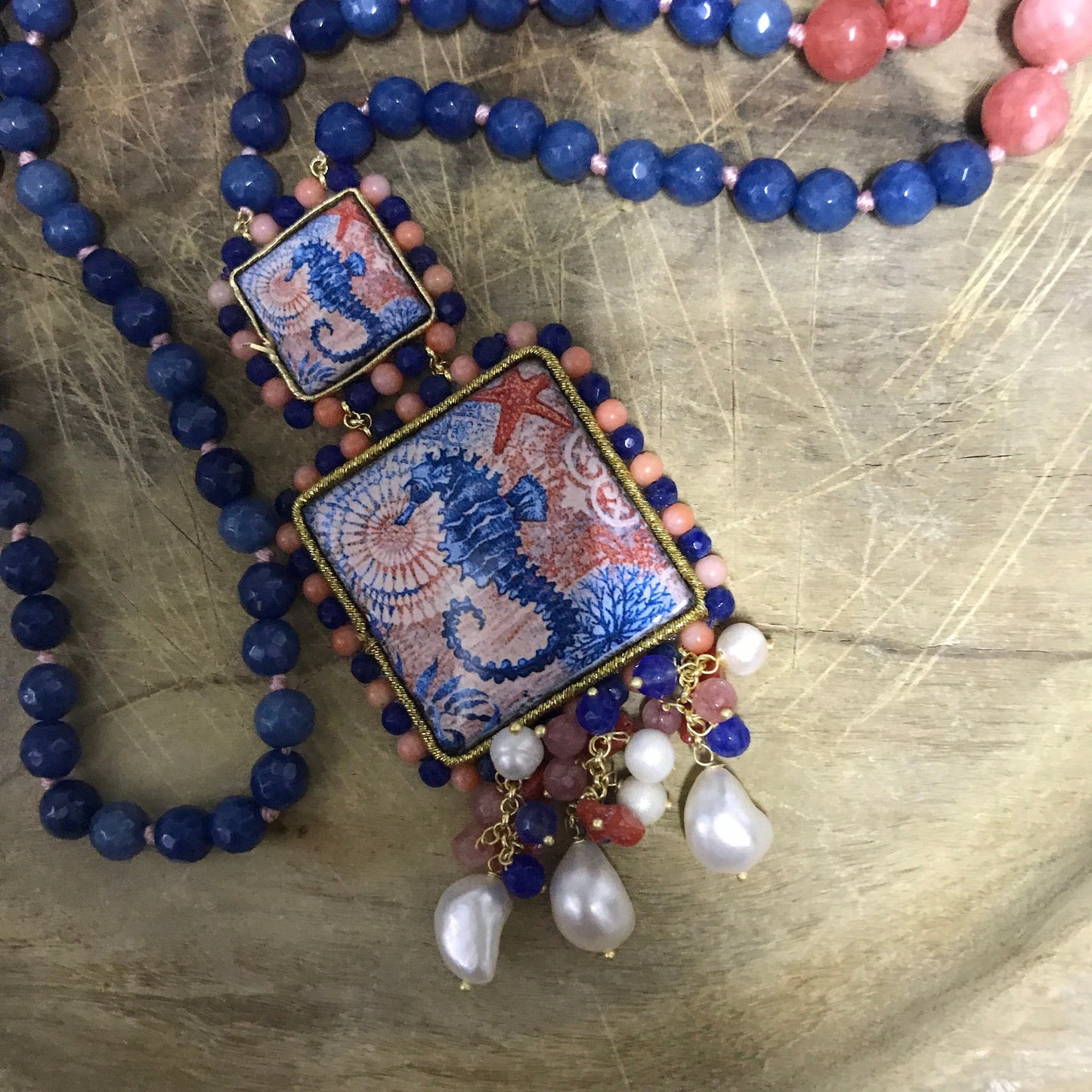 Collana siciliana con perle miste, agata rosa e agata blu, mattonelle di ceramica di caltagirone. regalo ragazza.!