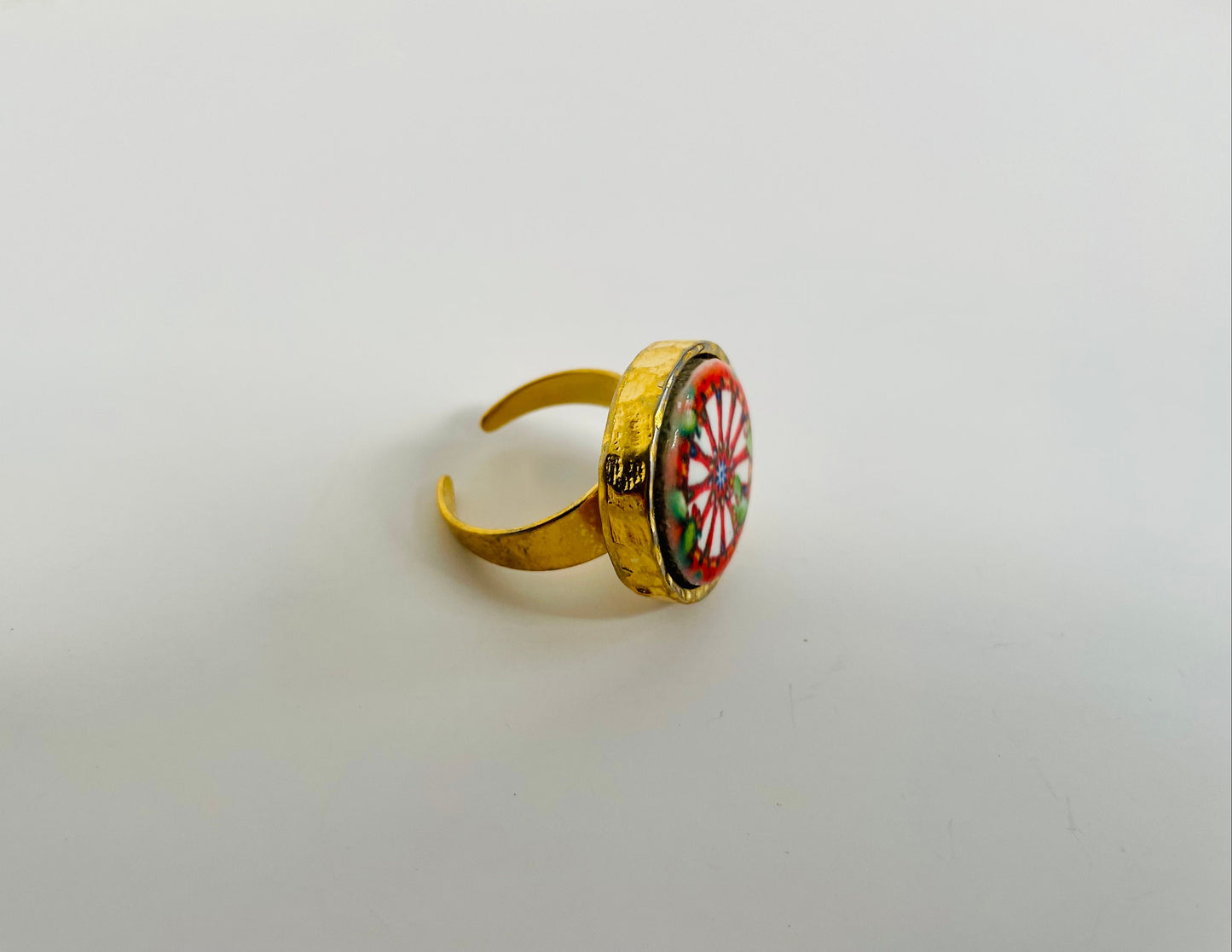 Anello regolabile, struttura ottone regolabile, anello con mattonella, anello ceramica di caltagirone, anello varie fantasie.<