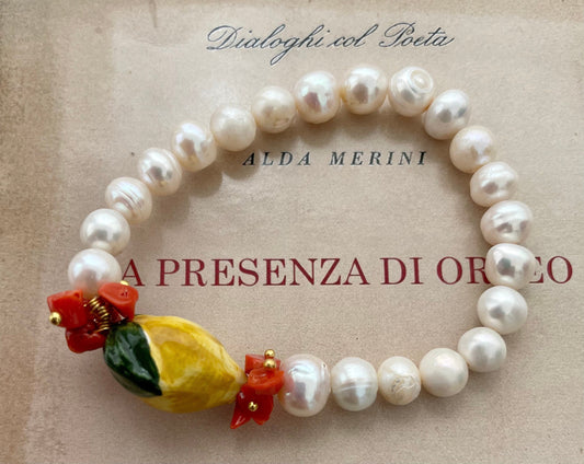 Bracciale Sikelia, Bracciale perle di fiume, limone in ceramica di caltagirone e chips di corallo