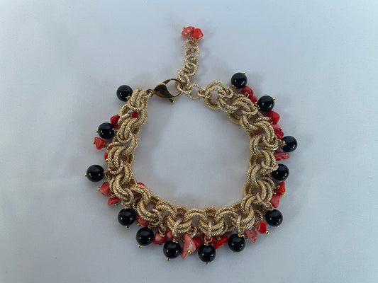 Braccialetto con onice e corallo, bracciale elegante, catena doppia alluminio anallergico, bracciale oro satinato, regalo per lei.