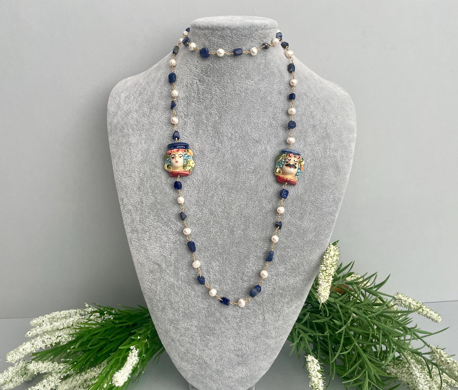 Collana siciliana, collana maxi, catena rosario Lapislazzuli, Teste di mori di ceramica di Caltagirone, regalo per lei, collana unisex. ç