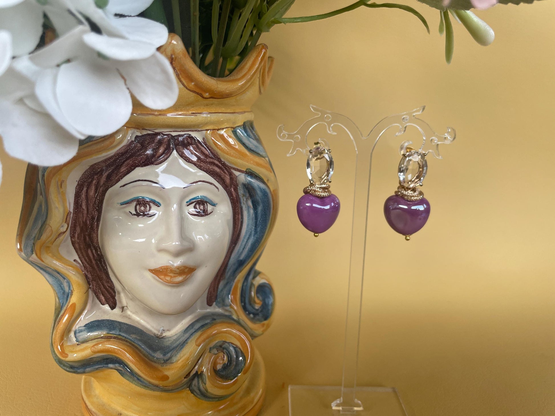 Orecchini pendenti, perni cristallo trasparente, Cuori di ceramica viola ametista, orecchini romantici, regalo per lei. (