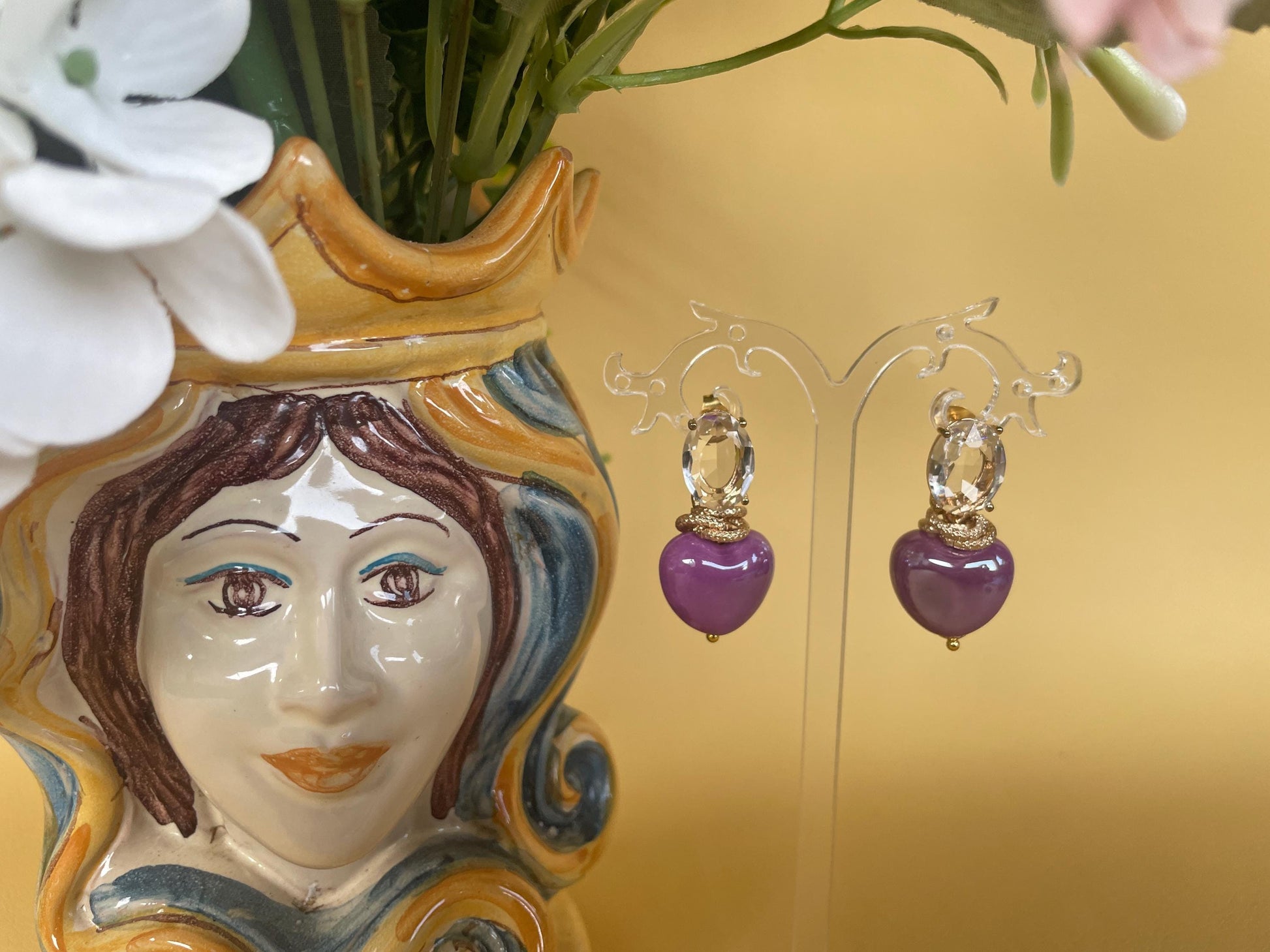 Orecchini pendenti, perni cristallo trasparente, Cuori di ceramica viola ametista, orecchini romantici, regalo per lei. (