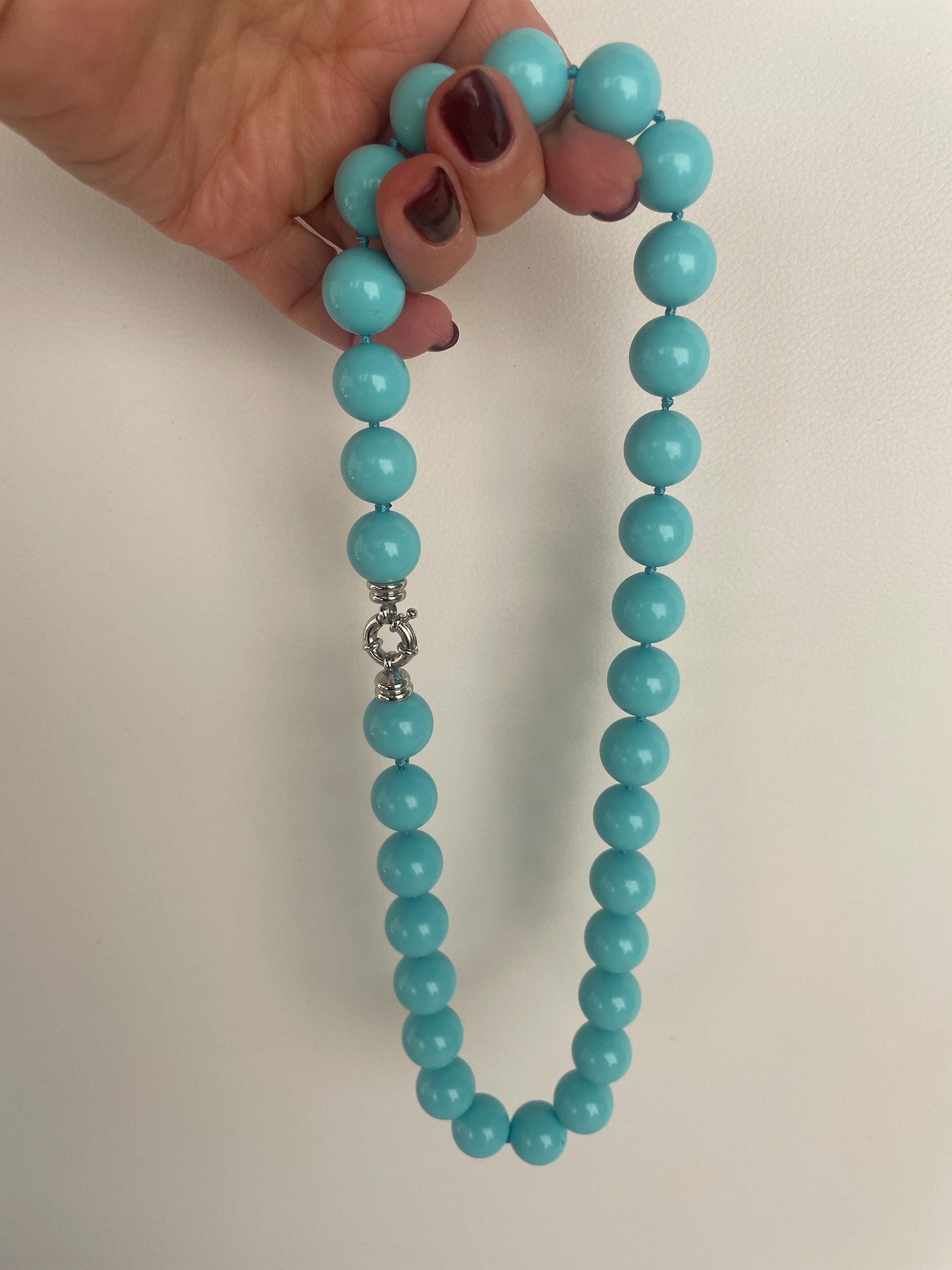 Splendida collana turchese con maxi boules di pasta di turchese, collana annodata a mano, regalo per lei. ç