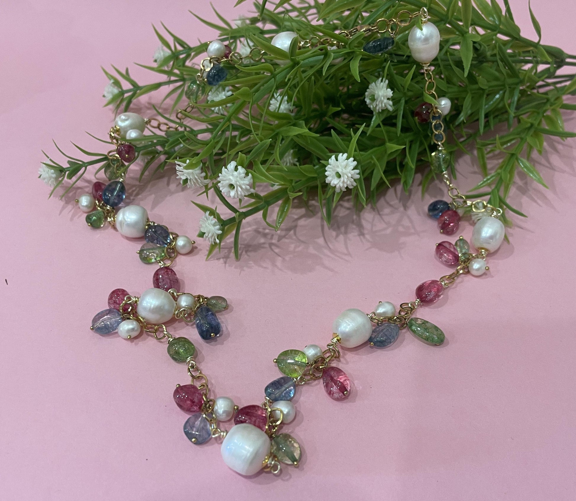 Collana con pietre naturali, collana perle barocche, collana multicolor, regalo per lei.