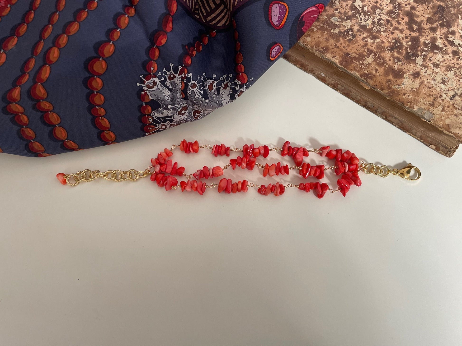 Braccialetto rosario con corallo, regalo per lei.