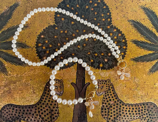 Girocollo delicato e minimalista, collana perle Maiorca con ciondolo acciaio inox, oro 14k, ciondolo Ape con zirconi, regalo ragazza.)