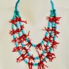 Collana turchese e corallo, collana importante, pasta di turchese e corallo autentico, collana tre fili, collana elegante, regalo per lei.&