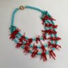 Collana turchese e corallo, collana importante, pasta di turchese e corallo autentico, collana tre fili, collana elegante, regalo per lei.&