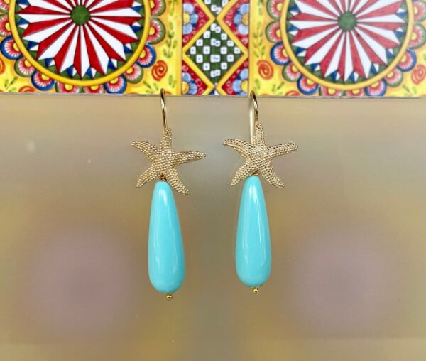 Orecchini pendenti con stella marina, lunga perla a goccia turchese, orecchini oro e turchese, orecchini eleganti, regalo per lei.(