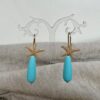Orecchini pendenti con stella marina, lunga perla a goccia turchese, orecchini oro e turchese, orecchini eleganti, regalo per lei.(