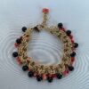 Braccialetto con onice e corallo, bracciale elegante, catena doppia alluminio anallergico, bracciale oro satinato, regalo per lei.