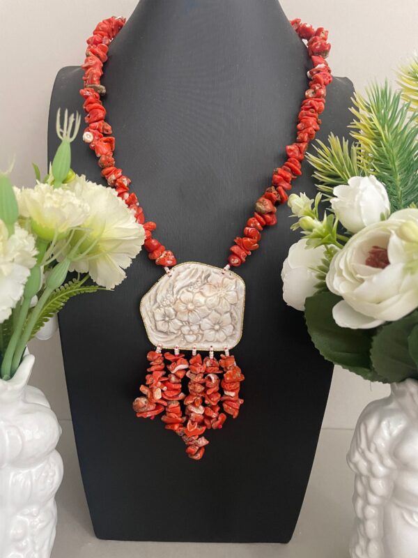 Collana di Corallo, collana con Cammeo, Cammeo autentico, ciondolo Cammeo, collana importante, collana siciliana, regalo per lei.|