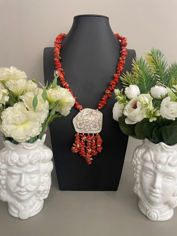 Collana di Corallo, collana con Cammeo, Cammeo autentico, ciondolo Cammeo, collana importante, collana siciliana, regalo per lei.|
