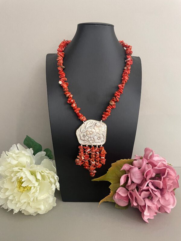 Collana di Corallo, collana con Cammeo, Cammeo autentico, ciondolo Cammeo, collana importante, collana siciliana, regalo per lei.|