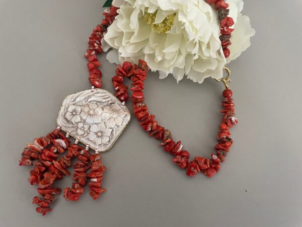 Collana di Corallo, collana con Cammeo, Cammeo autentico, ciondolo Cammeo, collana importante, collana siciliana, regalo per lei.|
