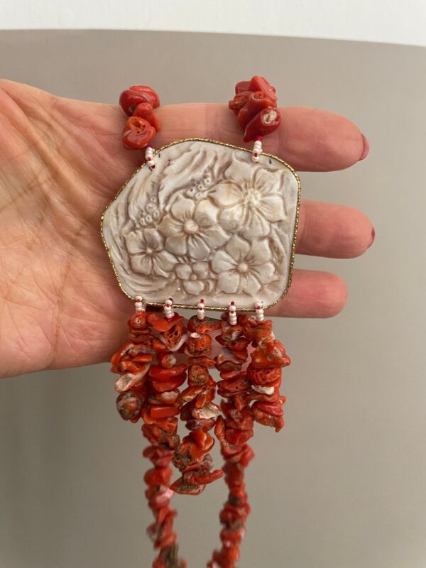 Collana di Corallo, collana con Cammeo, Cammeo autentico, ciondolo Cammeo, collana importante, collana siciliana, regalo per lei.|