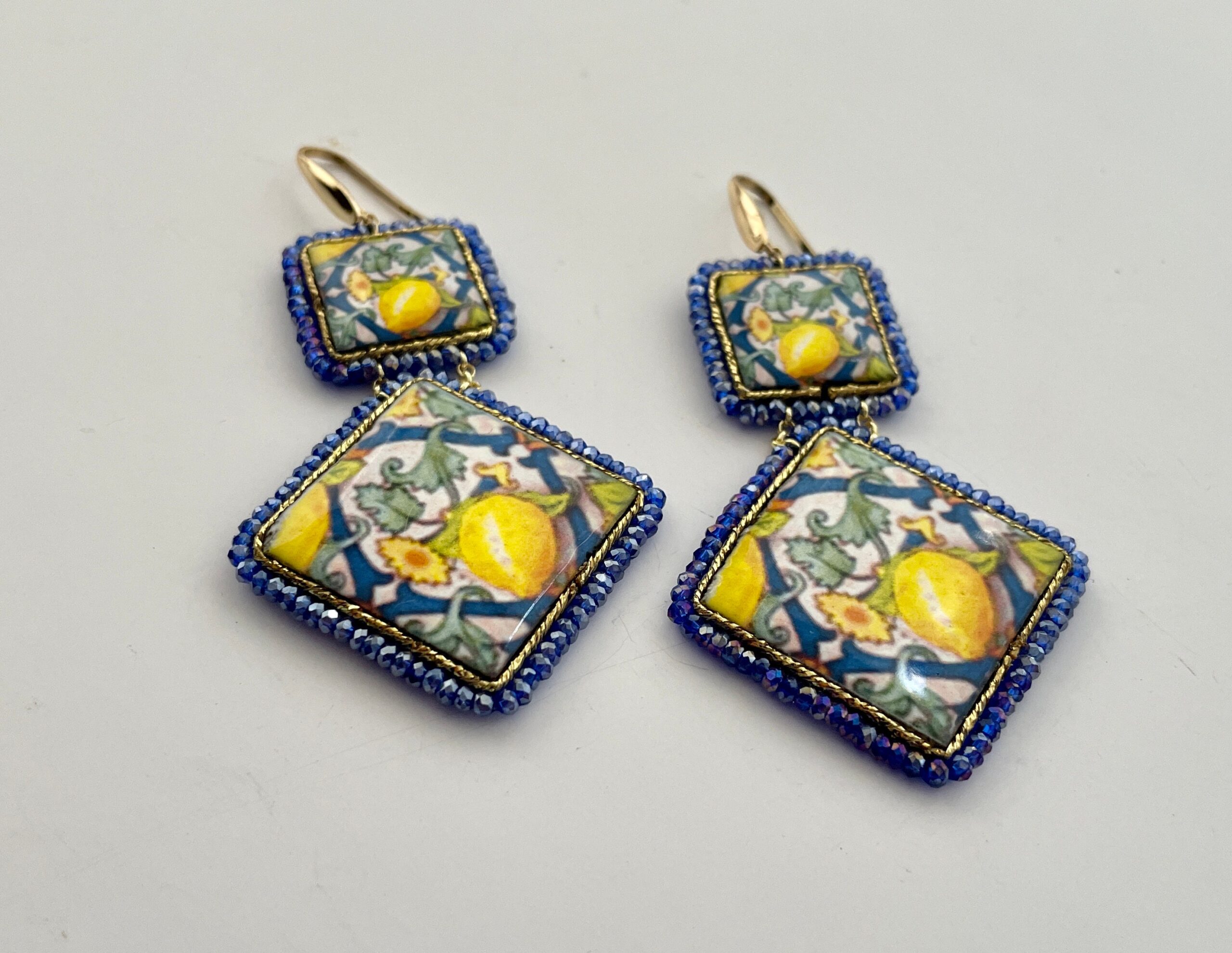 Orecchini siciliani, orecchini Caltagirone, orecchini limoni, maiolica siciliana, orecchini pendenti, orecchini mattonelle, argento 925 Limoni e Agrumi