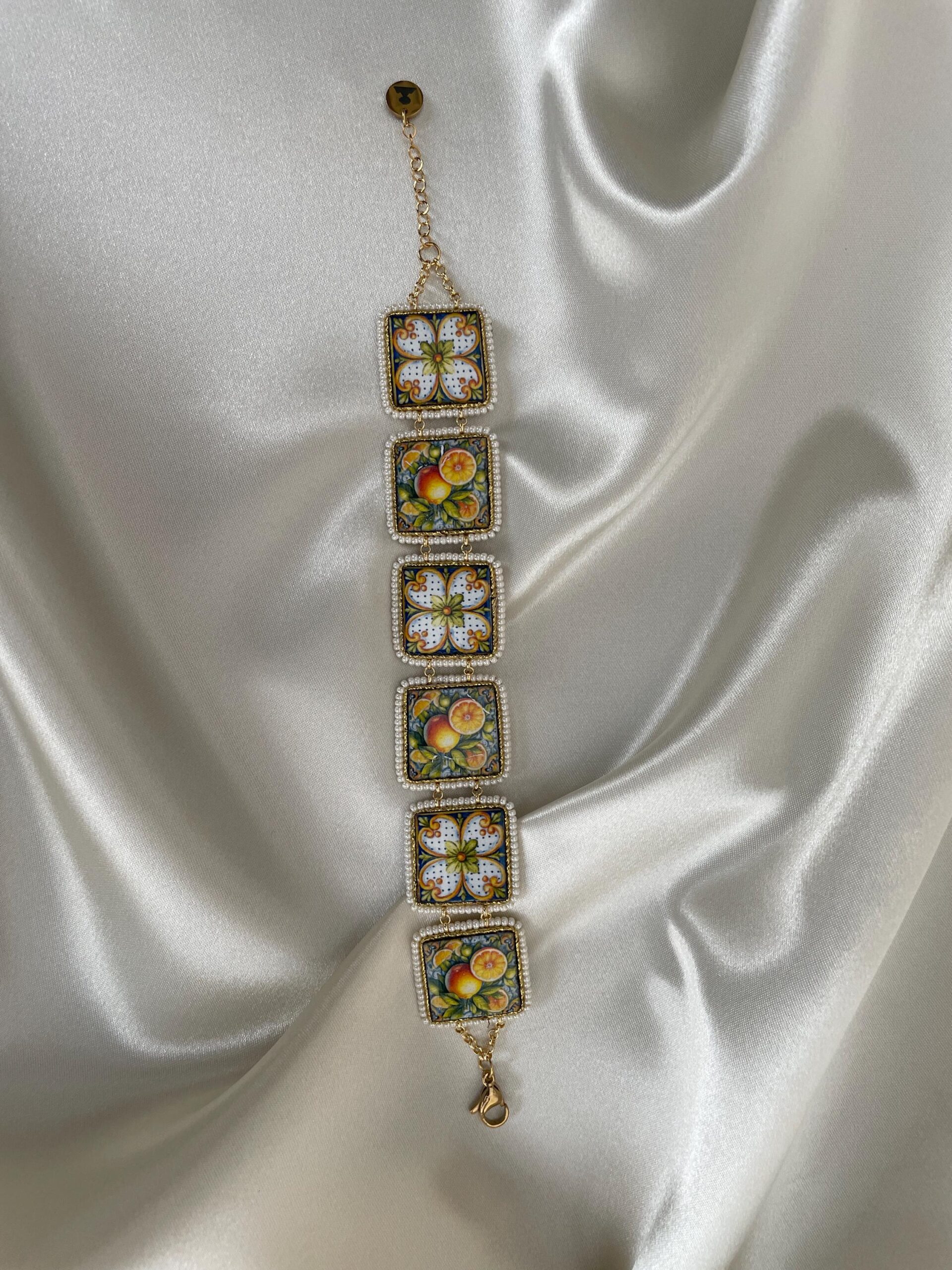 Bracciale con mattonelle, Bracciale siciliano con mattonelle ceramica di Caltagirone, fantasia maiolica siciliana, varie fantasie. Bracciali con Mattonelle Caltagirone