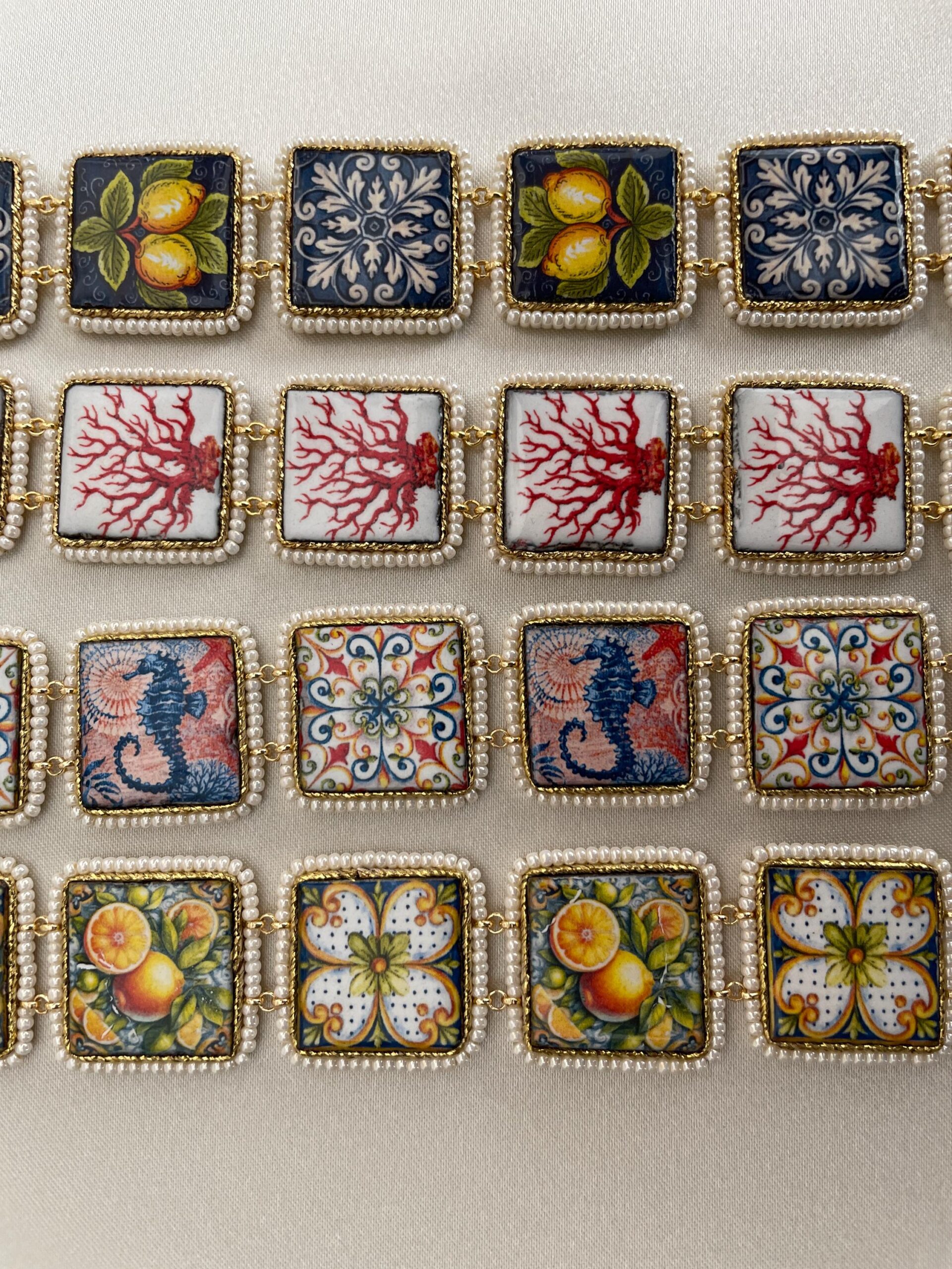 Bracciale con mattonelle, Bracciale siciliano con mattonelle ceramica di Caltagirone, fantasia maiolica siciliana, varie fantasie. Bracciali con Mattonelle Caltagirone