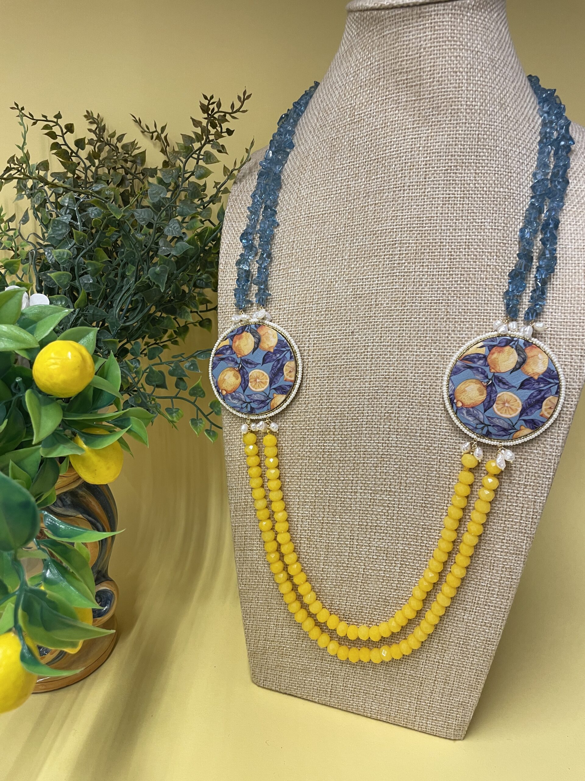 collana siciliana con limoni