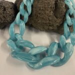 grande collana maglie resina celeste