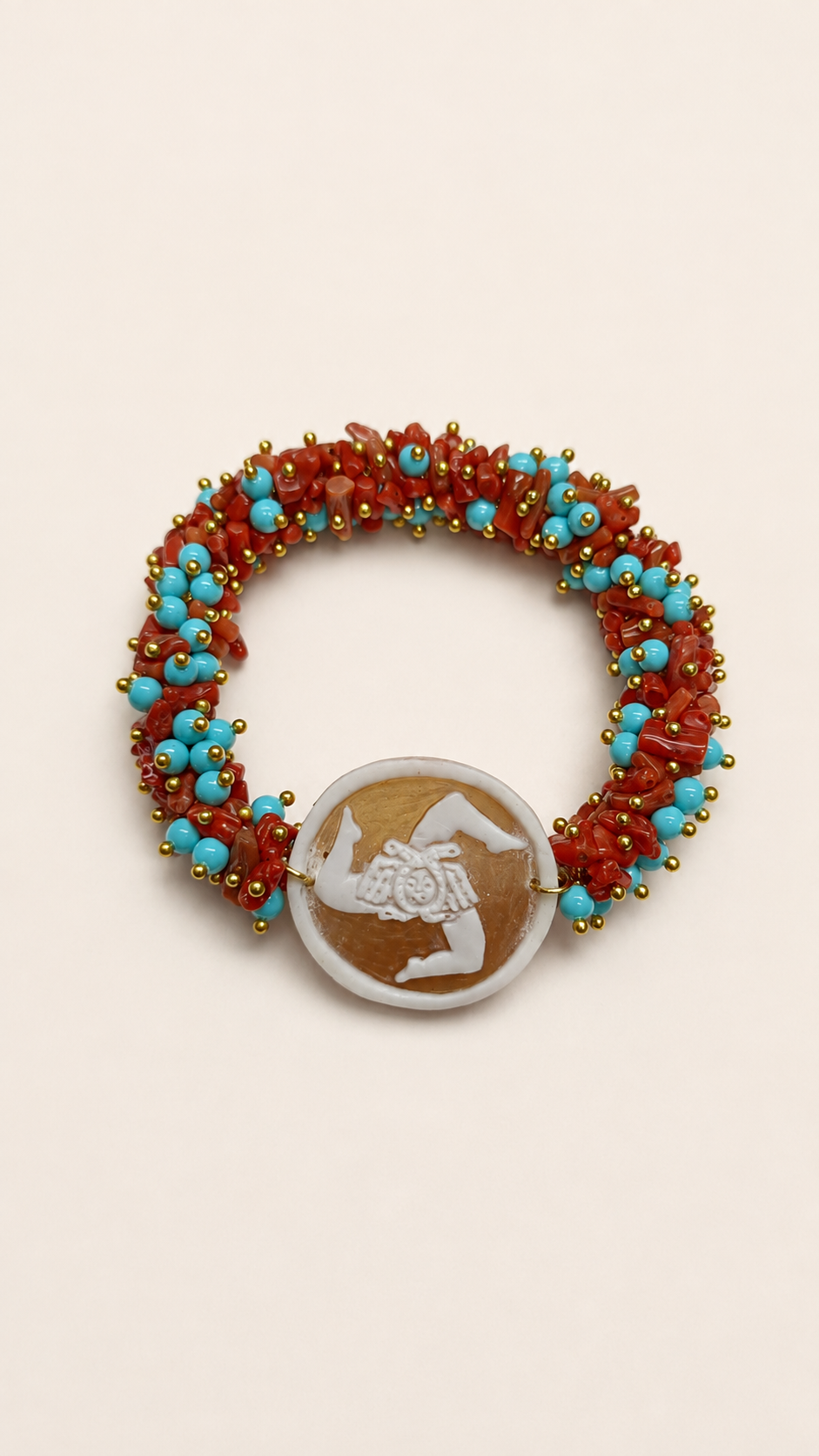 bracciale trinacria, turchese, cammeo e corallo